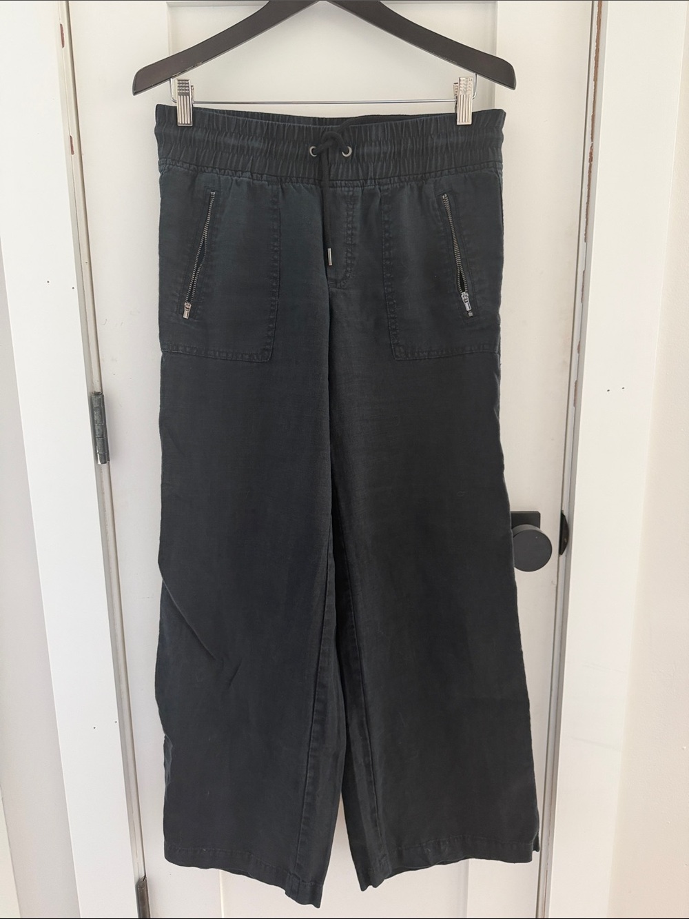 Athleta Black Wide-Leg Drawstring Ali en Pants